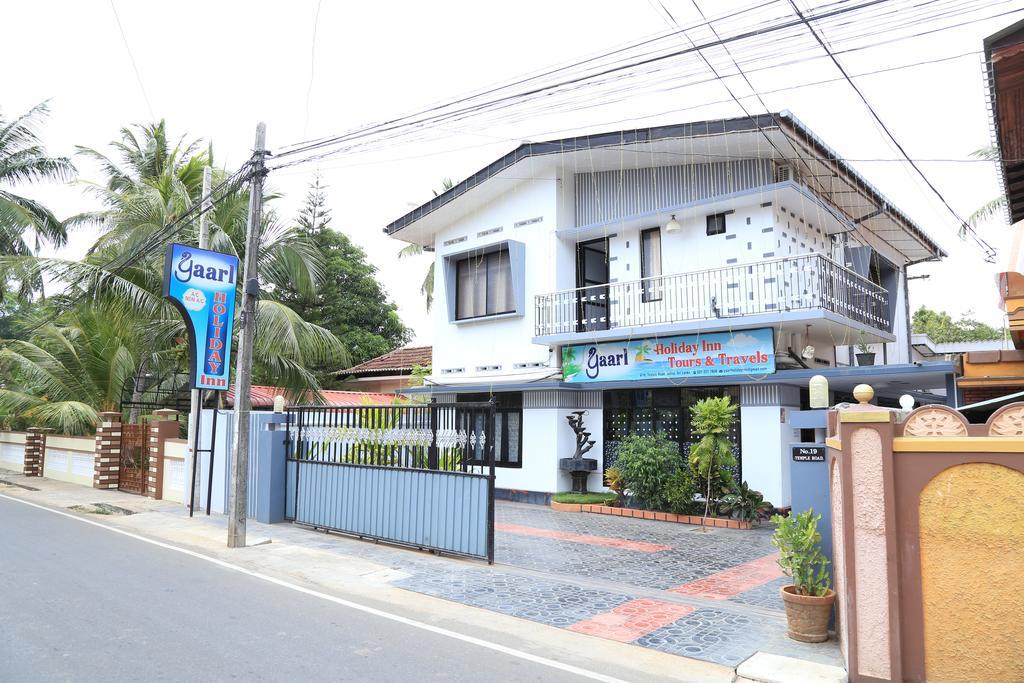 Yaarl Holiday Inn Jaffna Esterno foto